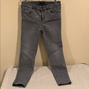 Women’s Ann Taylor skinny cropped jeans